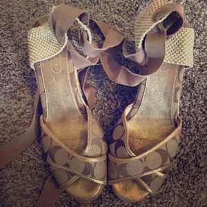 Coach wedges size 8